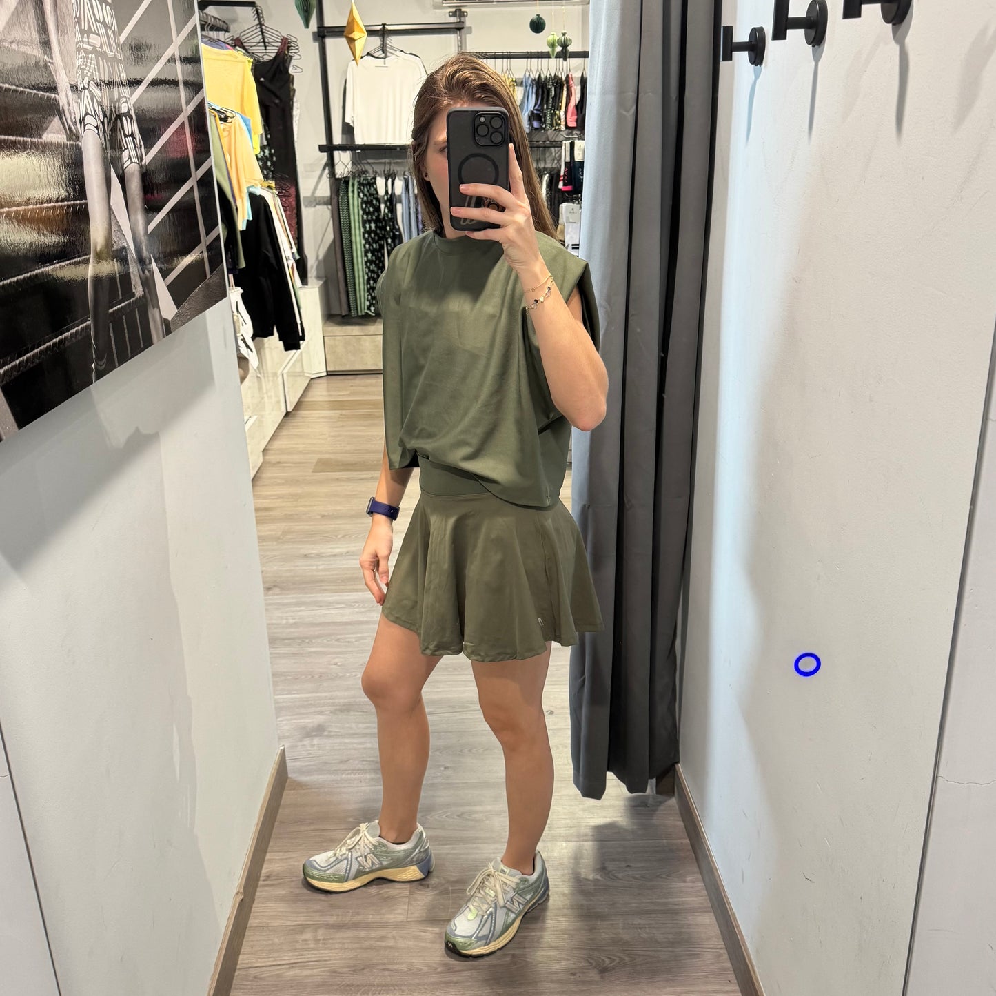 Set Falda con Chaleco Verde